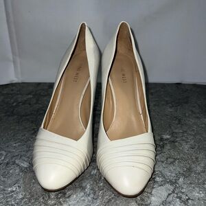 Nine West Cream white pumps heels in size 8.5 worn once!